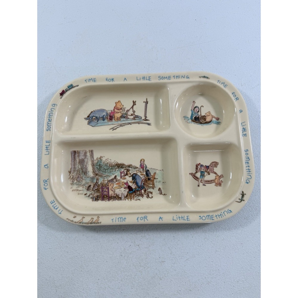 Winnie the Pooh Selandia Divided Sectioned Plate Tray Time For A Little Somethin